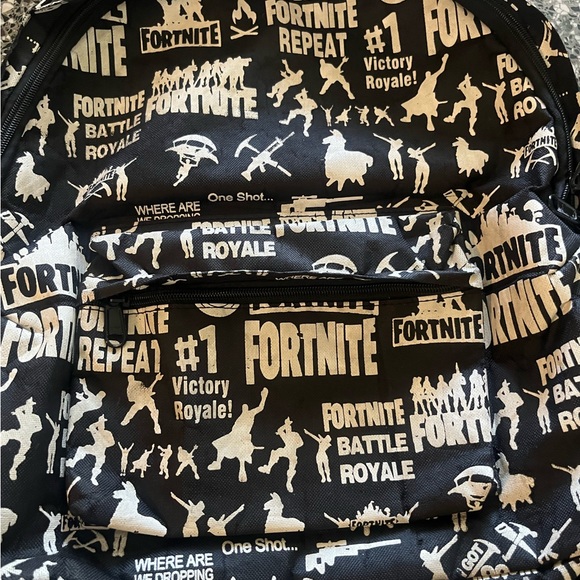 Fortnite Backpack - Picture 2 of 4